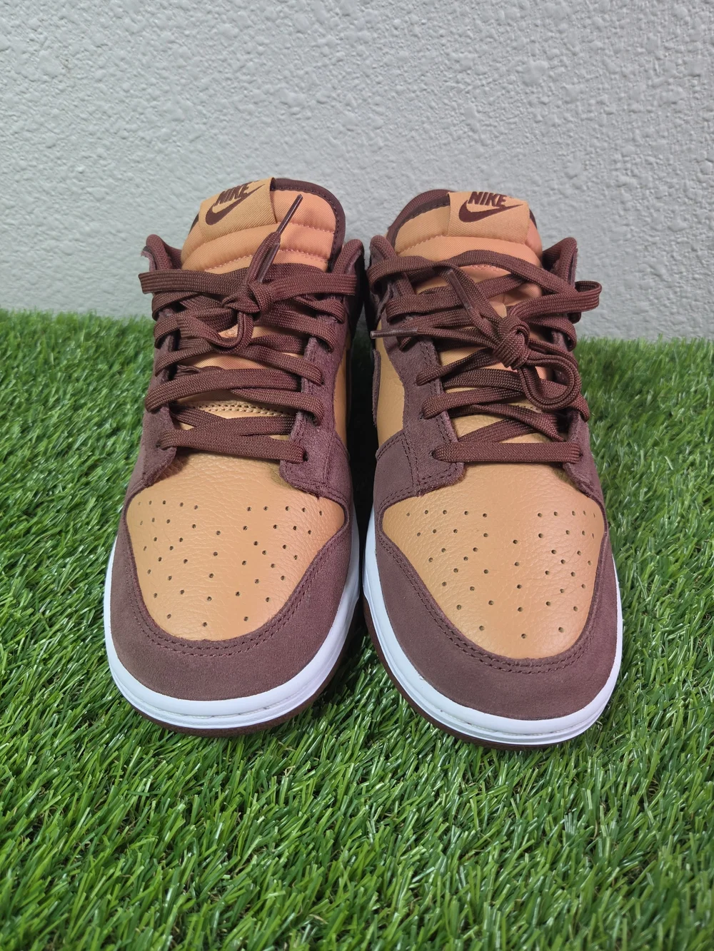 Nike Dunk Low Retro SE Amber Brown Suede Men  Size 10.5 FQ8249-200